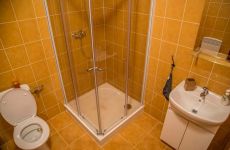 KOVBOJSKÉ APARTMÁNY - 8 pokojů